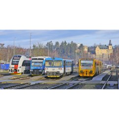 Bögre - motorvonatok találkozása