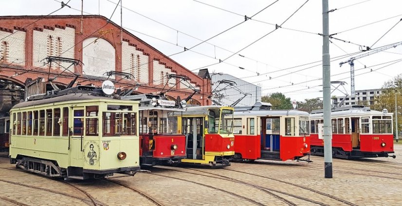 Tasse - historische Straßenbahnen in Breslau