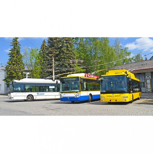 Hrnek - trolejbusy Škoda 24Tr a 30Tr Mariánské Lázně