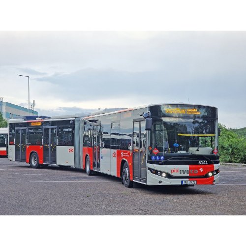 Kravatová spona autobus Iveco Streetway 18m Praha