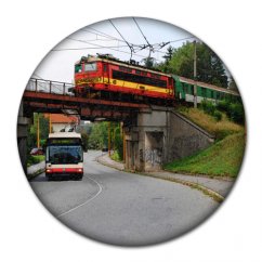 Przypinka 1622: locomotive 242