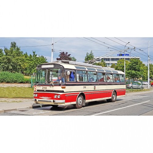 Hrnek - trolejbus Škoda T 11