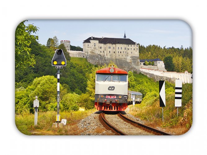 Magnet 009: locomotive "Bardotka" under Český Šternberk