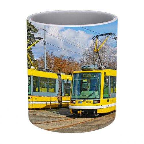 Hrnek - plzeňské tramvaje Astra