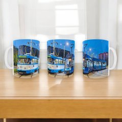 Tasse - ČKD Tatra T3SUCS und Moderus Gamma Straßenbahnen in Wroclaw