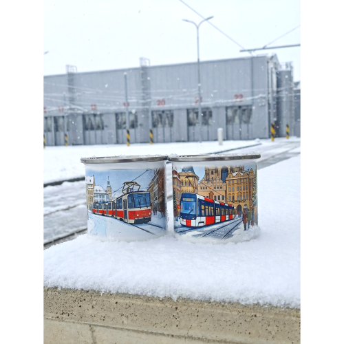 Fém bögre - villamos ČKD Tatra KT8D5 – karácsonyi motívum