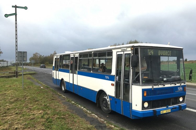 Tie clip bus Karosa B732 - blue