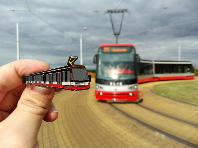 Tie clip tram Škoda 15T